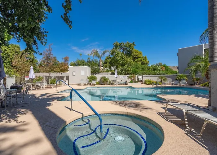 2br Biltmore Bliss With Heated Pool, Hot Tub And Сasa de vacaciones Phoenix